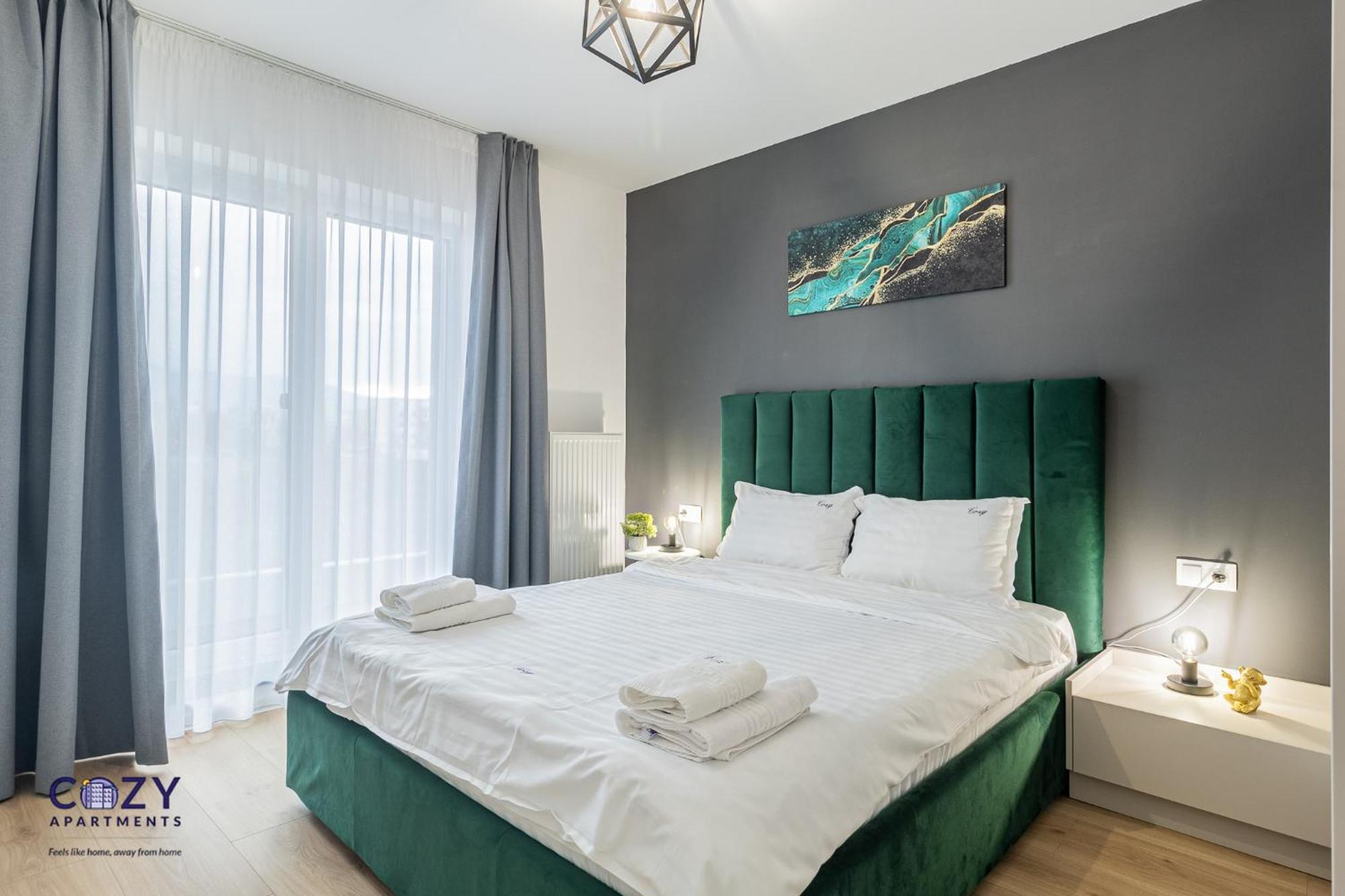 Luxury Residences & Suites In Central Brasov At Coresi Mall Exterior photo